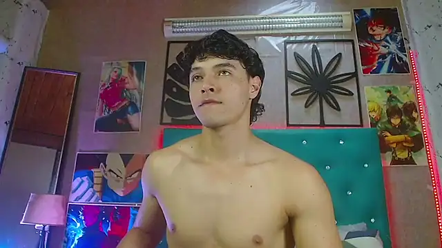 LiamAndrewzz live sex cam