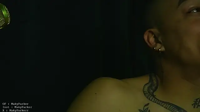 AlphaMasterXxx live sex cam