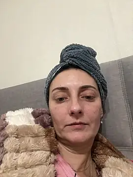 Miroslava1247 live sex cam