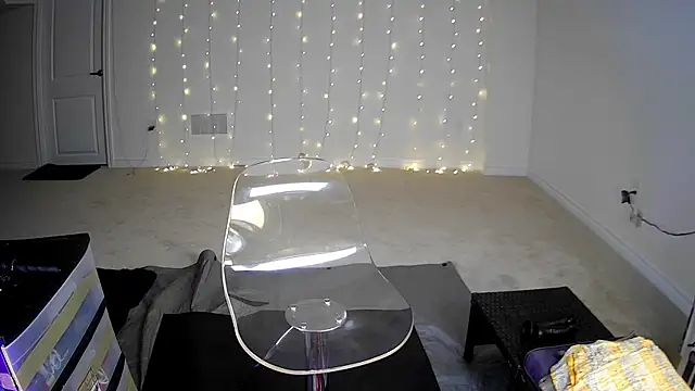 Ravishing_Roma live sex cam