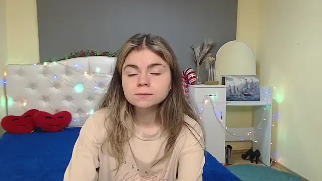 TinaRedly live sex cam