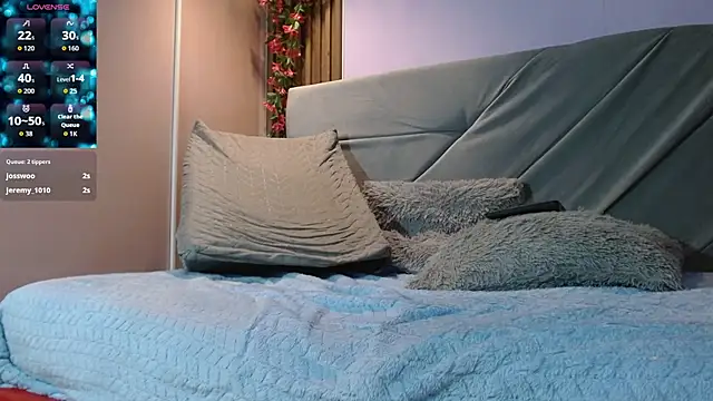 studentdeivy_'s cam snapshot