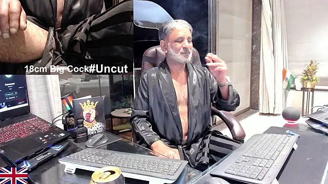 OnlineBossUK live sex cam