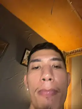 xlovercum live sex cam