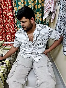 ChillBoyyy live sex cam