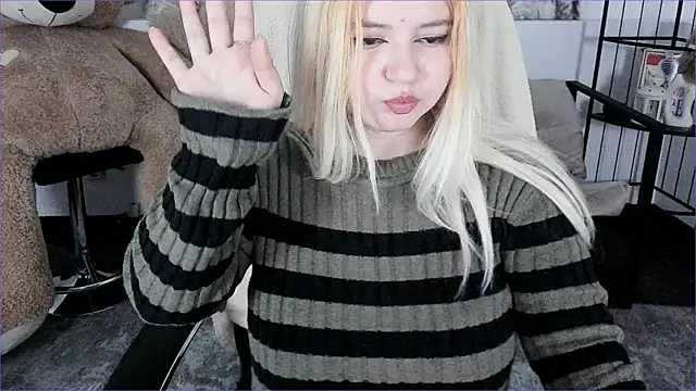 DiaAngell's cam snapshot