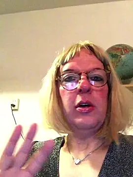 simone_xdressing live sex cam