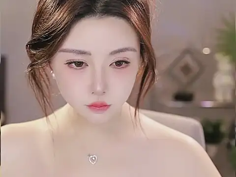 Qiaoqiao__ live sex cam