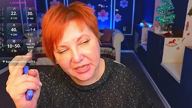 Kira_Kenett live sex cam