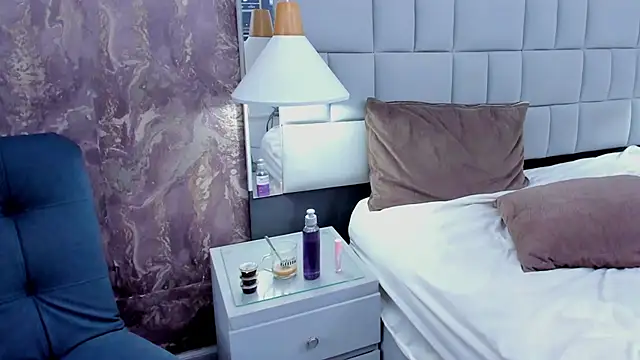 ebonylua's cam snapshot