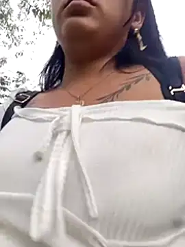 LunaHot_777 live sex cam