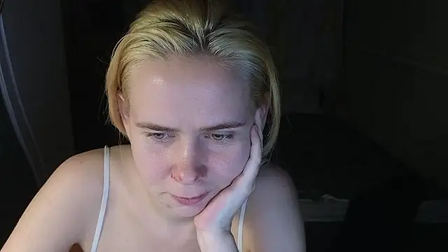 Riley_Roo live sex cam