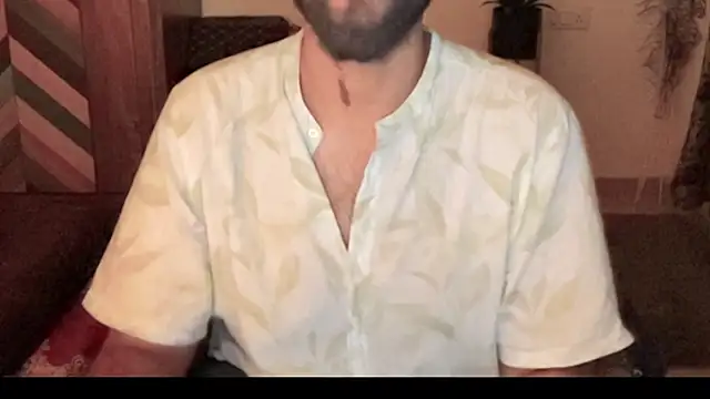 MakeMeAwareAah live sex cam