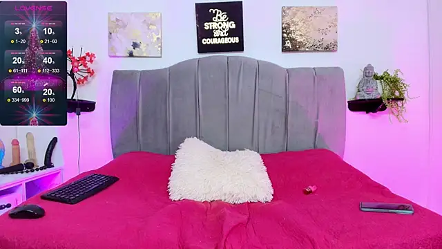 Maddy__Jones's cam snapshot