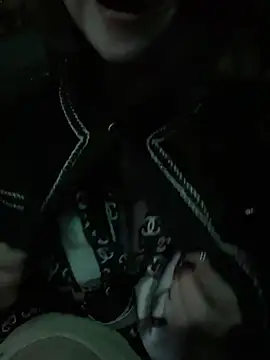 Queen-of-Love's cam snapshot