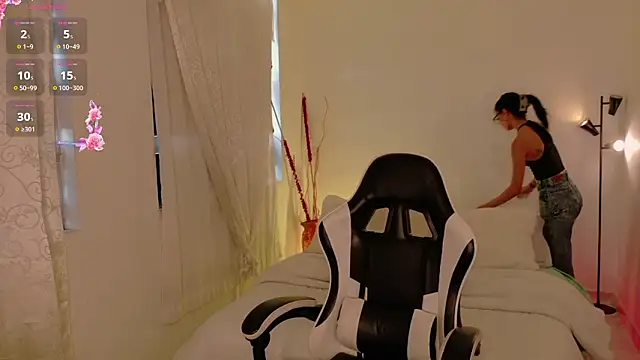 AnabelWolf live sex cam