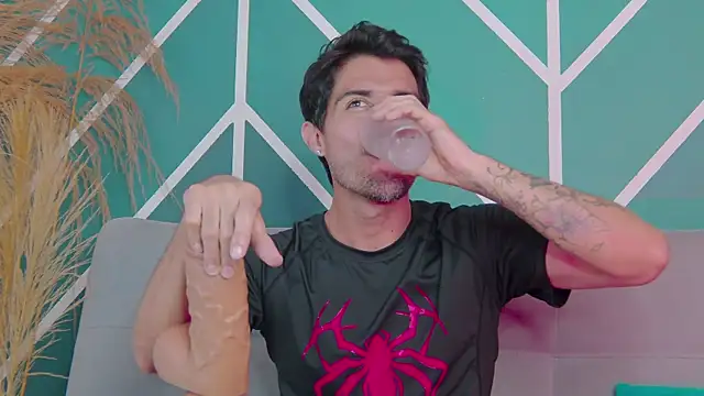 Adam_MillanFF live sex cam