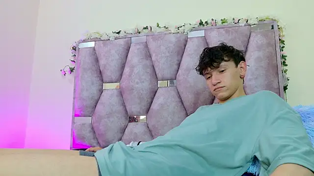 iris_and_damian live sex cam