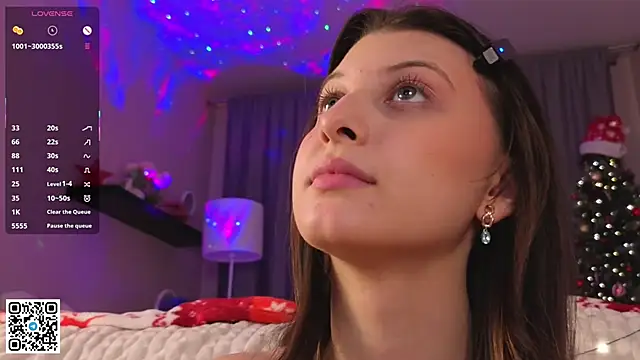 LorinaMaffitt live sex cam