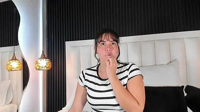 PandoraMiller's cam snapshot