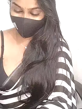 Tamil_Azhaghi's cam snapshot