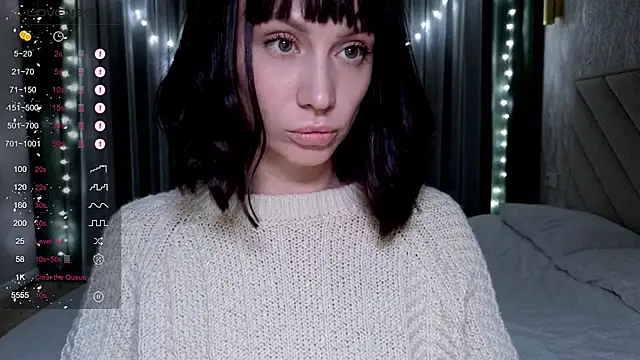 Alice_Wonders live sex cam