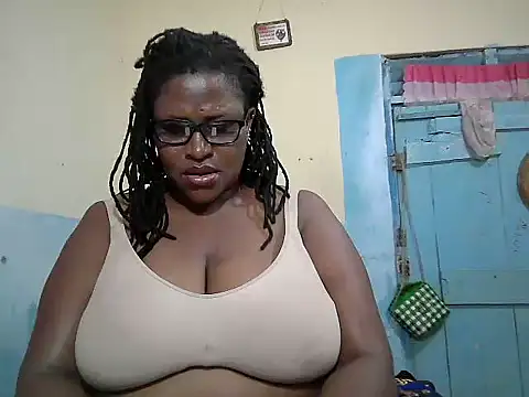 sexy_bigboobss's cam snapshot