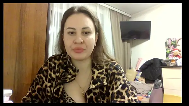 MeadowEyes live sex cam