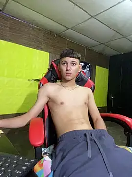 Artursmith live sex cam