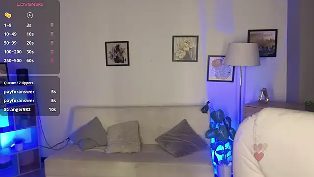 Nicole_Foxx_ live sex cam