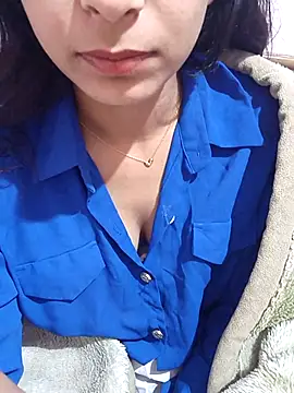 anayahotty's cam snapshot