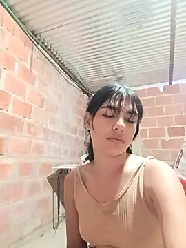 triana-hot18's cam snapshot