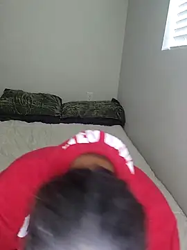 cinnaminnie live sex cam