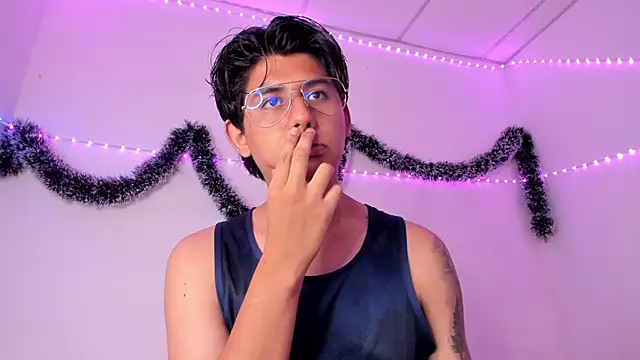 king_Eric30's cam snapshot