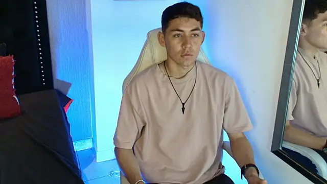 LoganFoster_'s cam snapshot