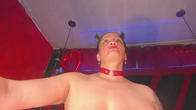 Taylor-hardcore's cam snapshot