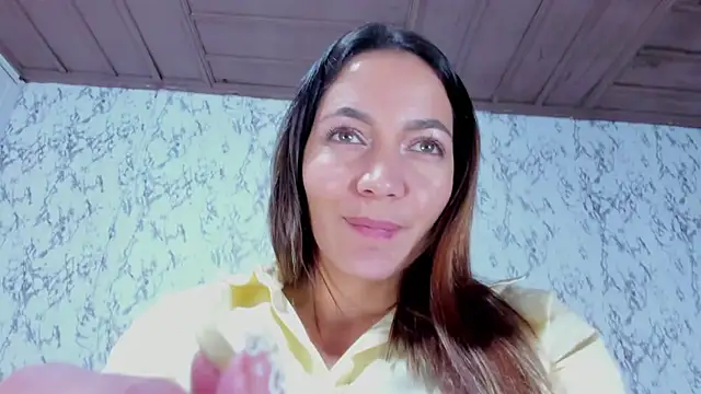 Mia_Malkovaa_'s cam snapshot