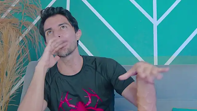 Adam_MillanFF's cam snapshot