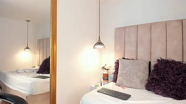 arianaa_miller_ live sex cam