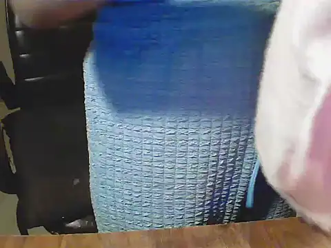 short_girl_'s cam snapshot