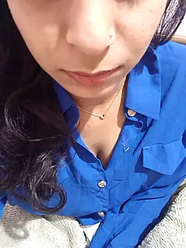 anayahotty's cam snapshot