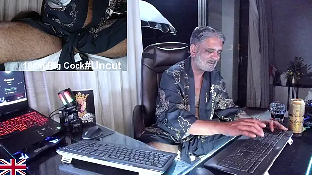 OnlineBossUK live sex cam