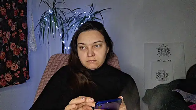 Cyndee_Winter's cam snapshot