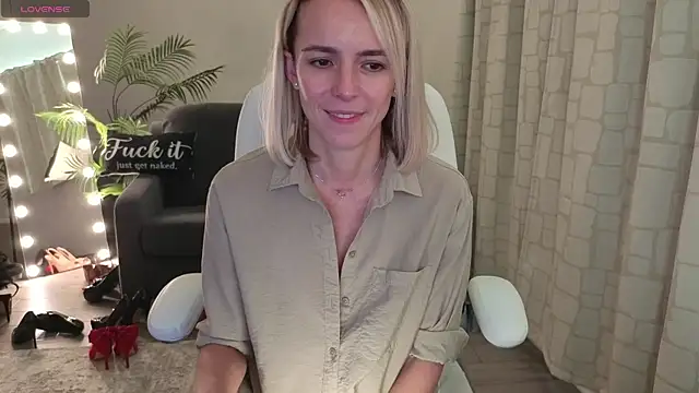 YourMarthaMayer live sex cam