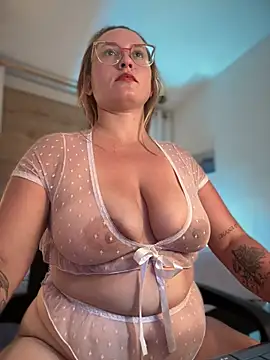 halaaa_1's cam snapshot