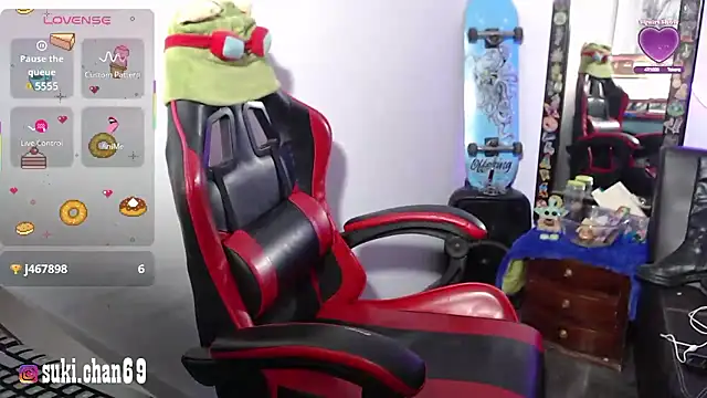 Sukychan_ live sex cam