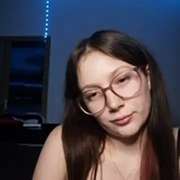 YoungLisaa18's cam snapshot