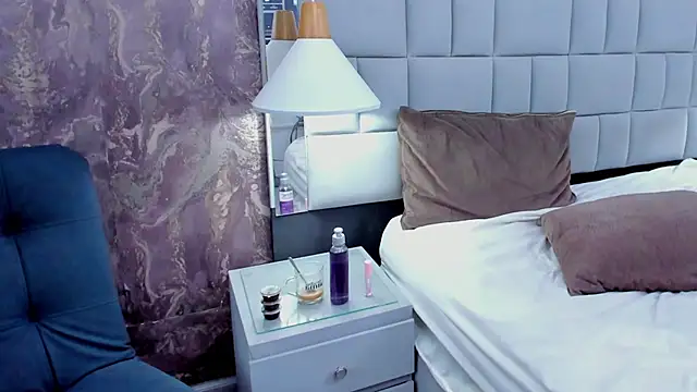 ebonylua's cam snapshot