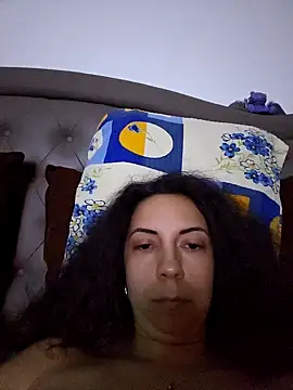 naughty69curls's cam snapshot