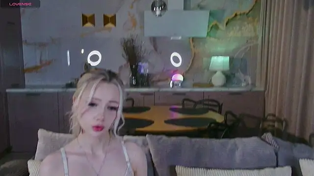 Lexitey's cam snapshot